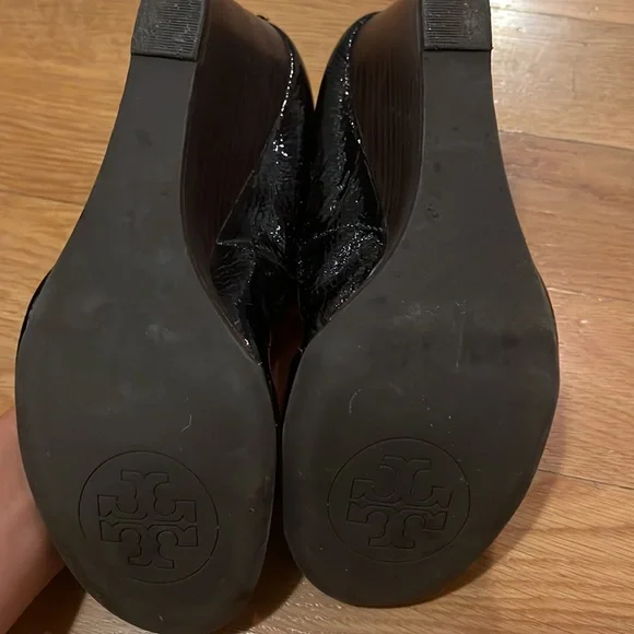 Tory Burch black wedge heels - very comfy! - Picture 3 of 4